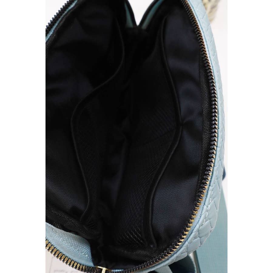 Fashionable Soft PU Crossbody Bag: BLACK / ONE